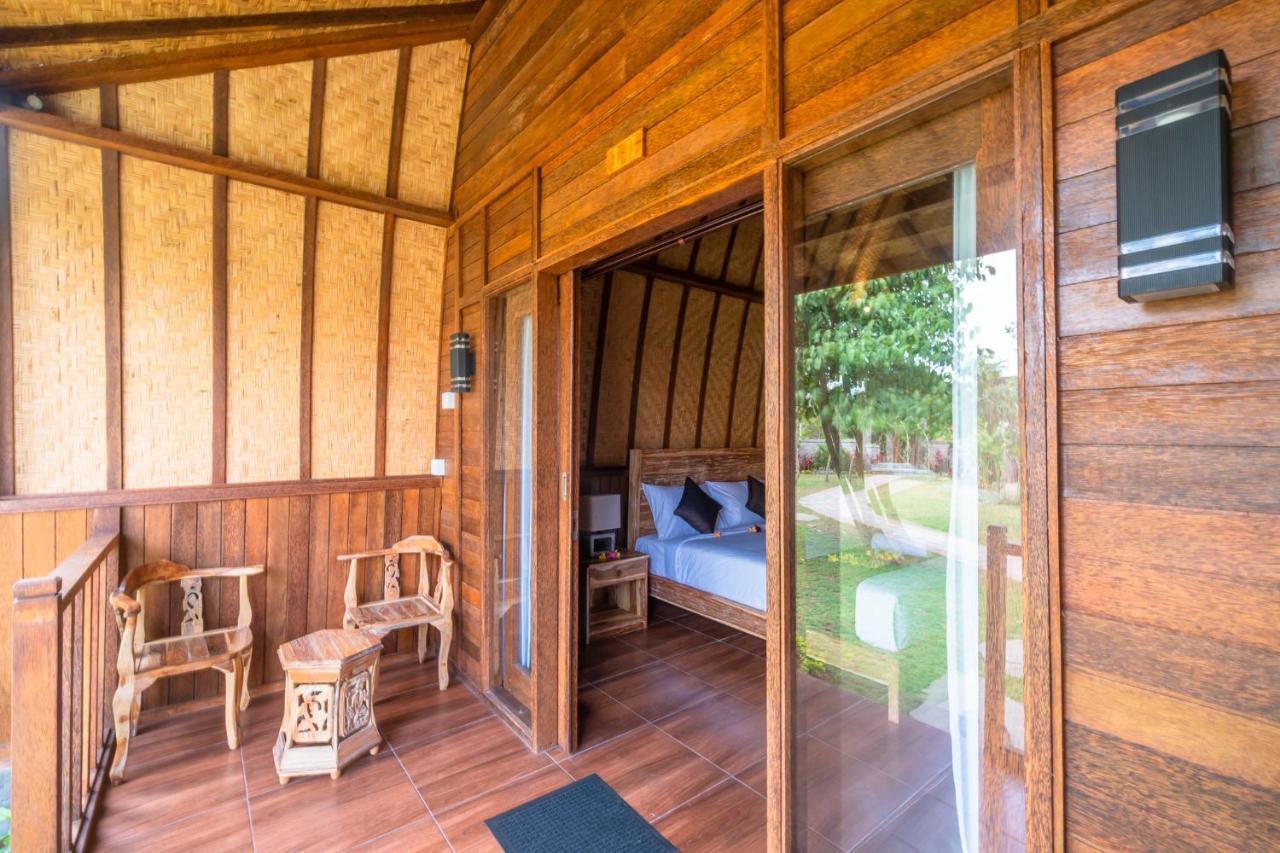 Wooden Puri Guesthouse Uluwatu  Ngoại thất bức ảnh